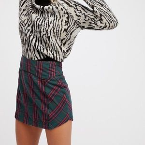 Free People This Is It Plaid Mini Size 6